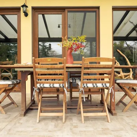 Friend House